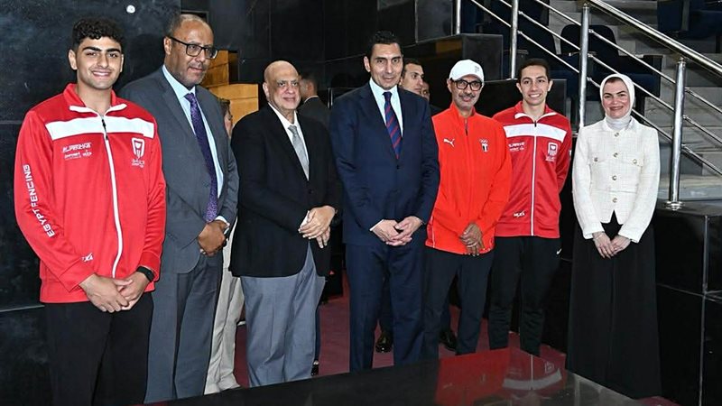 وزير الرياضة يشهد