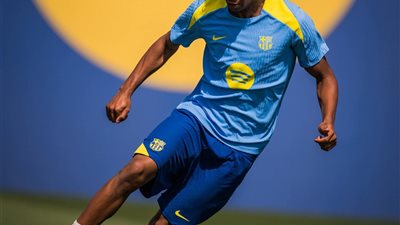لامين يامال يقود هجوم برشلونة أمام سيلتا فيجو في الليجا 