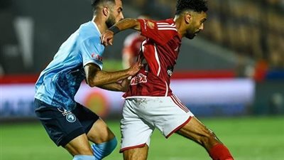 فيستون ماييلي يقود هجوم بيراميدز أمام الأهلي في دوري نايل 