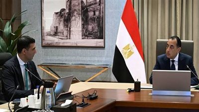 مدبولي يستعرض الموقف التنفيذي للاستراتيجية الصناعية الوطنية