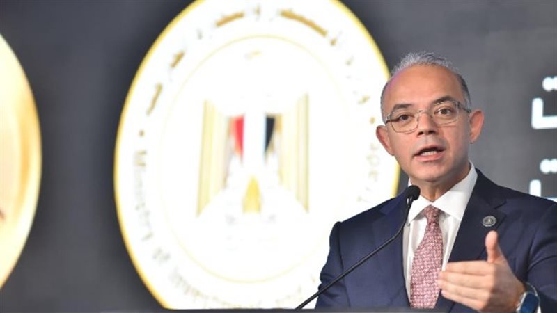 وزير الاستثمار والتجارة