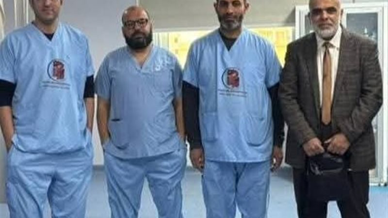 فريق طبى بمستشفى