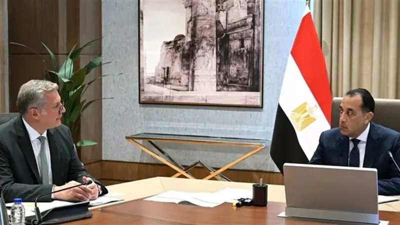 رئيس مجلس الوزراء