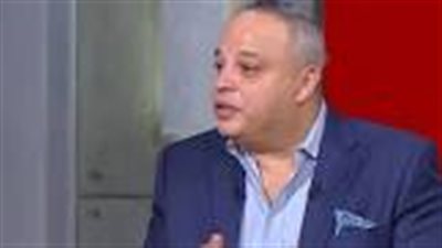 تامر عبد المنعم يعيد إحياء الأسطورة على مسرح البالون