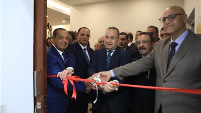 بحضور وزير التعليم العالي.. افتتاح عددًا من المشروعات الصحية بجامعة الإسكندرية