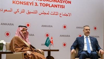 وزير الخارجية التركي يبحث العلاقات الثنائية مع نظيره السعودي في أنقرة