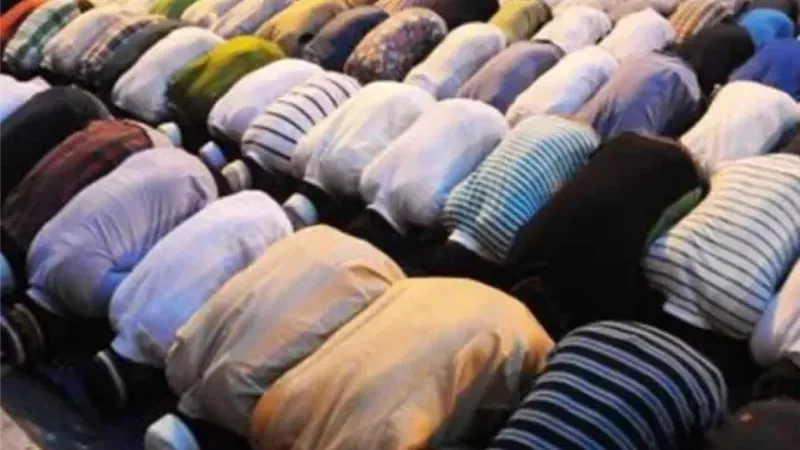 صلاة الجمعة - صورة