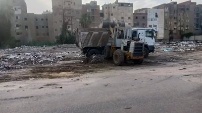 محافظ الدقهلية يوجه برفع مخلفات الأراضي الفضاء بالمنصورة واتخاذ إجراءات ضد المخالفين