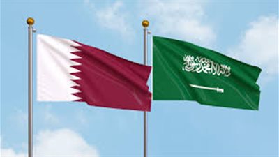قطر والسعودية تؤكدان أهمية خفض التصعيد وتعزيز الاستقرار الإقليمي