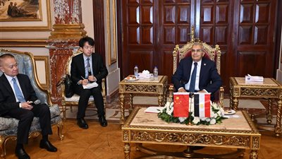 رئيس مجلس الشيوخ يستقبل وفداً من الحزب الشيوعي الصيني