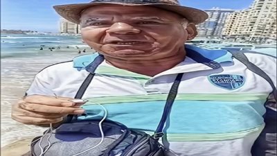 من «النيجاتيف» إلى الديجيتال.. حكاية أقدم مصوراتي في الإسكندرية: البحر بيحب الكاميرا