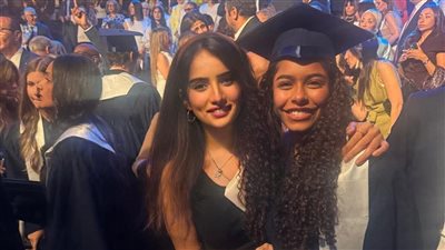 غياب شيرين عبد الوهاب يلفت الأنظار خلال حفل تخرج ابنتها مريم من الثانوية