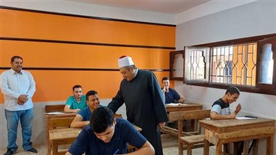 163 ألف طالب وطالبة يؤدون امتحانات الثانوية الأزهرية.. واستعدادات مكثفة لضمان الانضباط