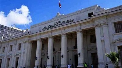 السجن 10 سنوات لموظف هدد جارته بصور خاصة عبر مواقع التواصل بالإسكندرية