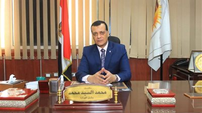معلم من سوهاج يمثل مصرفي الصين في بعثة البرمجة والذكاء الاصطناعي
