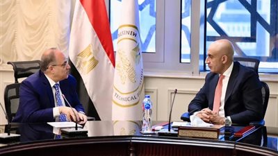 تعاون مصري إيطالي لتأسيس مدارس تكنولوجيا تطبيقية في قطاع الدواء