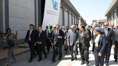  وزير الصحة يتفقد مدينة اللقاحات والبيوتكنولوجي بالإسماعيلية.. استثمارات مستهدفة تبلغ 12 مليار جنيه حتى 2030