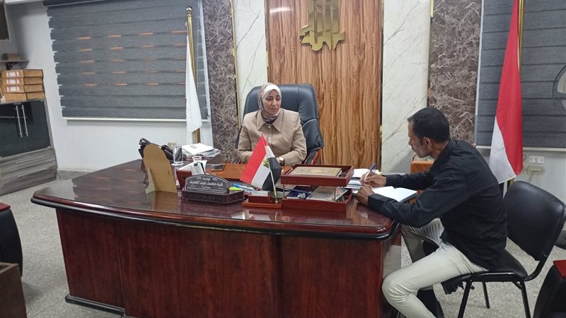 المهندسة هبة محمد عبد الحميد وكيلة وزارة الإسكان وأحمد أث ال