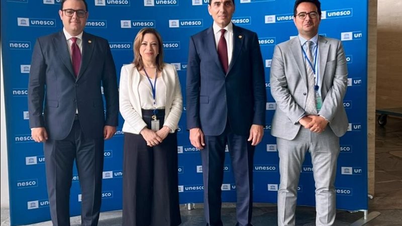 انتخاب جوهر نبيل