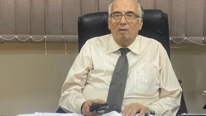 الدكتور عبد المنعم فوزي نقيب الأطباء بالإسكندرية 