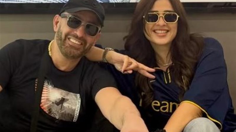 النجم أحمد السقا والنجمة ياسمين عبد العزيز 