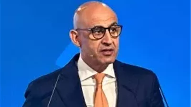 محمد عبد اللطيف وزير