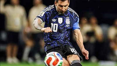 ميسي يواصل كتابة التاريخ.. أول لاعب يسجل في 7 مباريات متتالية بكأس العالم