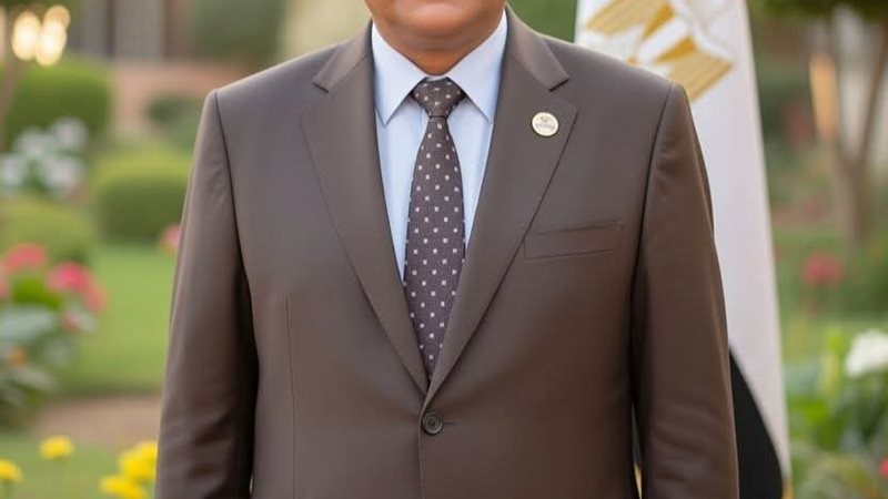 حسن خلف مدير الإدارة