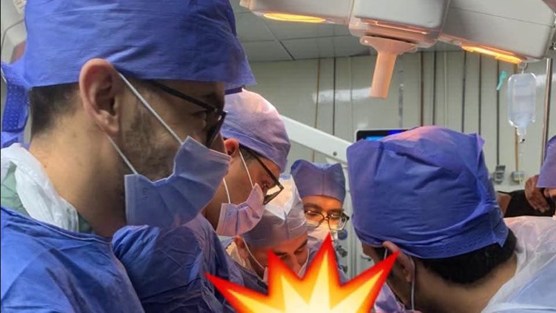 الفريق الطبي بمستشفى