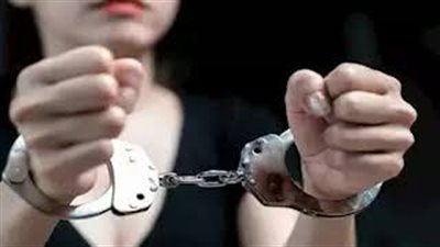 ضبط سيدة متهمة بنشر فيديوهات خادشة للحياء العام بالاسماعيلية