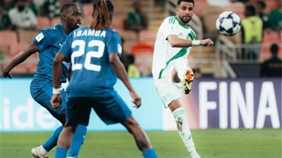 رسمياً.. الأهلي السعودي يعلن رحيل رياض محرز 