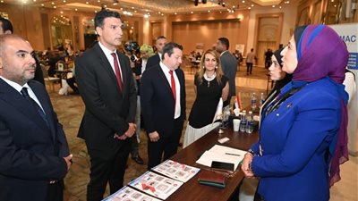 وزير الصناعة يفتتح الدورة الثالثة من معرض بعثة المشترين.. ويتفقد أجنحة الشركات بالمعرض