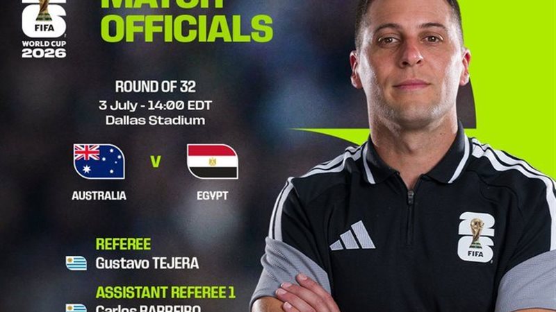 حكم مباراة مصر وأستراليا