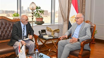 وزير الري يتابع آليات رصد المنشآت المائية من الناحية الهيدروليكية والإنشائية