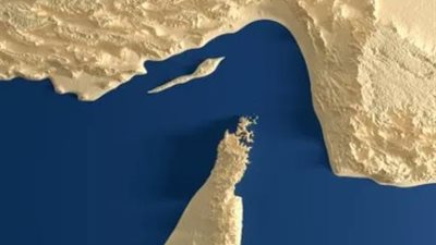 انتشال طاقم سفينة تعرضت لهجوم من الحرس الثوري شرقي عمان