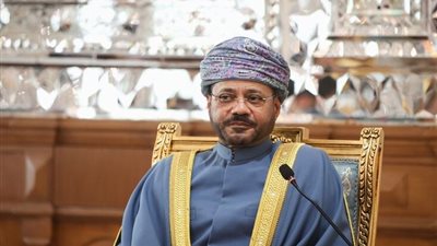الخارجية العمانية: مباحثات معقدة بشأن مستقبل الملاحة في مضيق هرمز