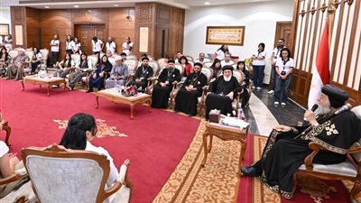  البابا تواضروس الثاني يستقبل عائلات شهداء ليبيا