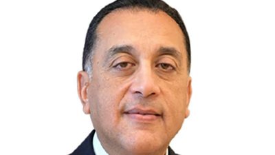 رئيس الوزراء يتفقد مشروعات العلمين الجديدة.. ويؤكد: مدينة متكاملة للسكن والعمل
