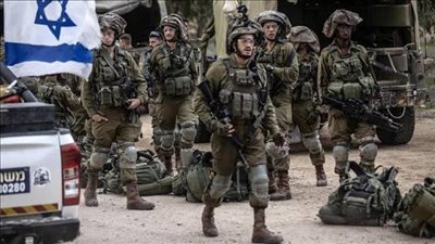 خلال حملات دهم واسعة.. الاحتلال الإسرائيلي يعتقل 32 فلسطينياً في الضفة الغربية