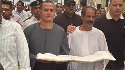 بالكفن وإنهاء الثأر.. صلح عرفي يطوي صفحة نزاع بين عائلتي عبد الحليم والكلاينة في سمالوط