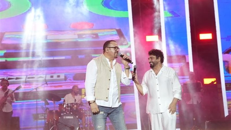 نجوم التسعينيات يشعلون افتتاح مهرجان المسرح الروماني بالساحل