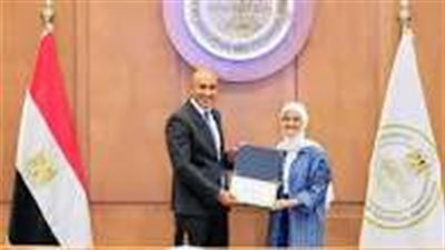 وزير التعليم يكرم 480 طالبًا متفوقًا في البرمجة والذكاء الاصطناعي.. وتدريب دولي للمتفوقين
