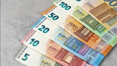 تراجع سعر اليورو امام الجنيه خلال آخر تعاملات اليوم الاثنين