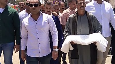 أمن المنيا ينهي خصومة ثأرية بين العطاوية والحجاجية في سمالوط بتسليم الكفن
