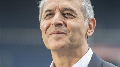كولر يكشف سر تدريبه لزيوريخ رغم انتمائه التاريخي لجراسهوبرز.. ويتحدث عن ذكرياته مع الأهلي