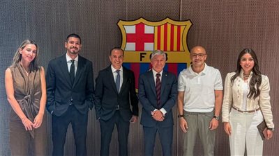الأهلي يعلن مواجهة برشلونة وديا