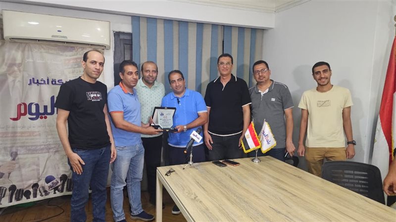 محمد مراد وصحفيين