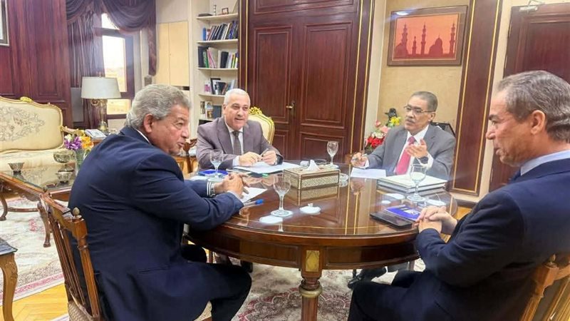 ضياء رشوان ورؤساء