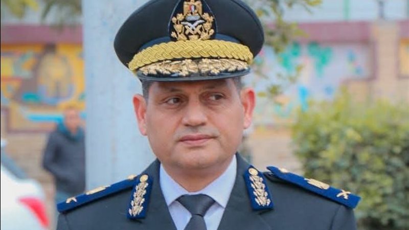 موجة دعم وتأييد لمدير