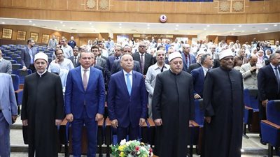 قيادات الأزهر ومحافظ القاهرة يفتتحون أعمال التطوير الجديدة بمستشفى الحسين الجامعي